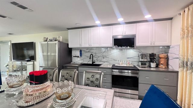 6312 Dundee Dr, North Highlands, CA 96660