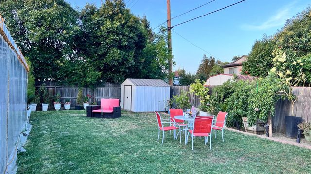 6312 Dundee Dr, North Highlands, CA 96660