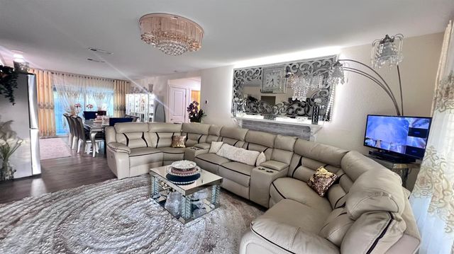 6312 Dundee Dr, North Highlands, CA 96660