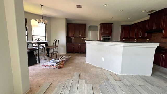 13034 Stags Leap, San Antonio, TX 78253