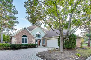 336 Rivershire Court, Lincolnshire, IL 60069