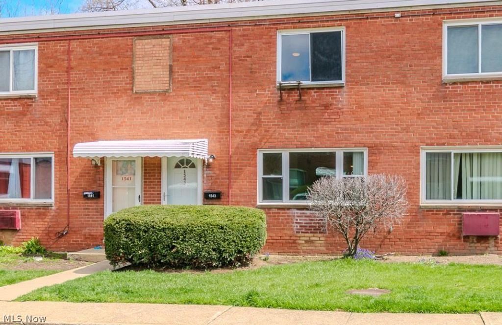 1543 Severn Lane, Wickliffe, OH 44092