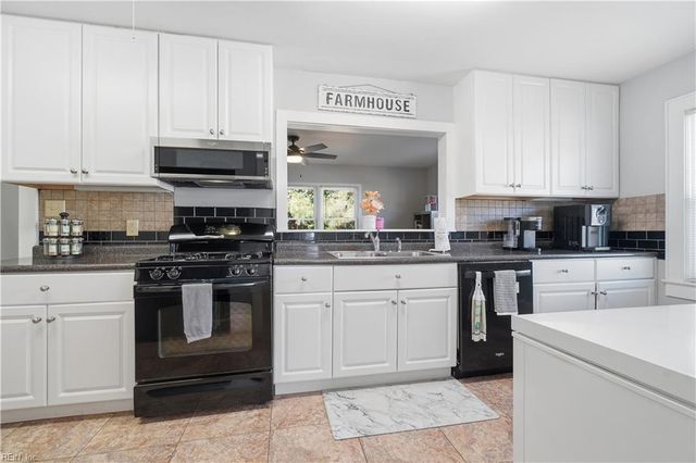 207 Causey AVE, Suffolk, VA 23434