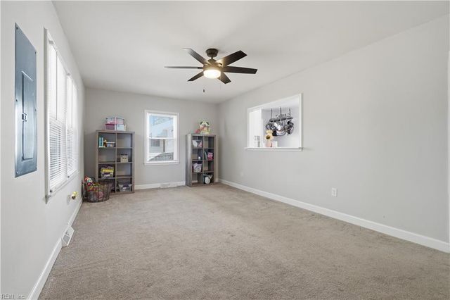 207 Causey AVE, Suffolk, VA 23434