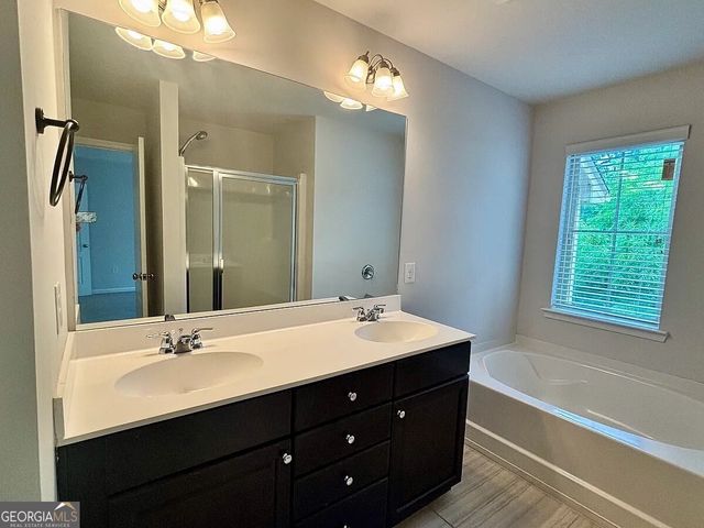 1700 Paxton Drive SW, Lilburn, GA 30047