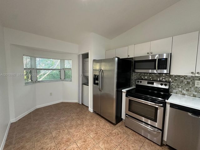 1320 SE 31st Ct 204-37, Homestead, FL 33035