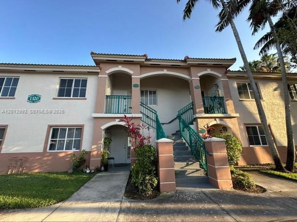1320 SE 31st Ct 204-37, Homestead, FL 33035