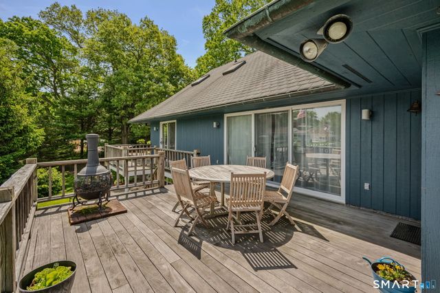 77 Essex Road Road, Old Saybrook, CT 06475