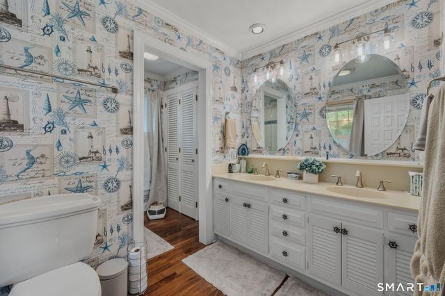 77 Essex Road Road, Old Saybrook, CT 06475