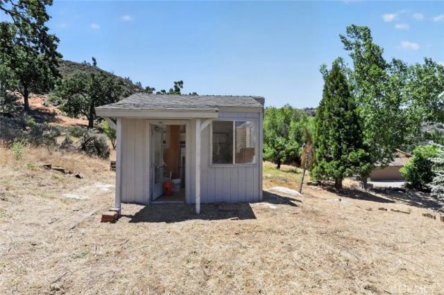 29560 Butterfield, Tehachapi, CA 93561