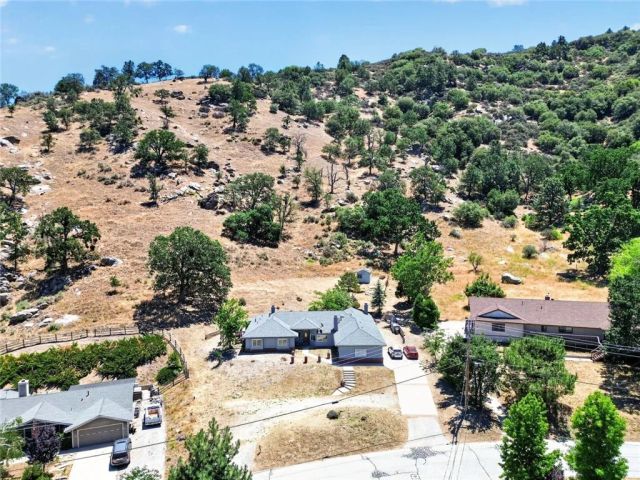 29560 Butterfield, Tehachapi, CA 93561