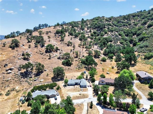 29560 Butterfield, Tehachapi, CA 93561