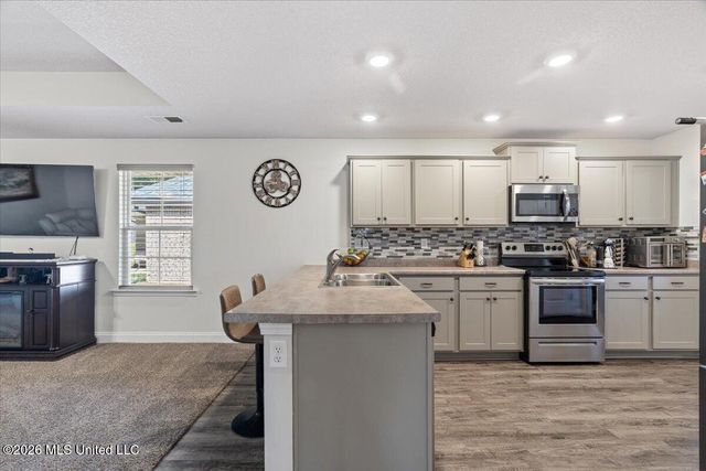 7811 Ferndale Drive, Olive Branch, MS 38654