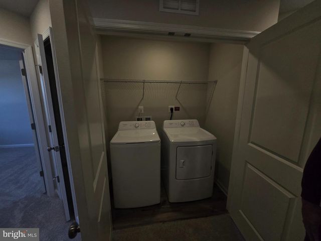 1328 RED CLOVER RD, Ranson, WV 25438