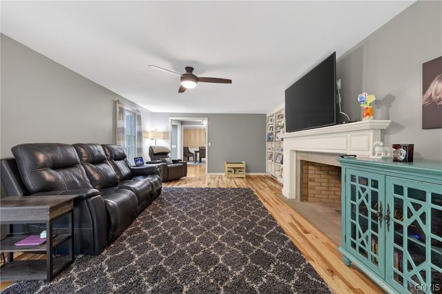 4866 Briarwood Lane, Manlius, NY 13104