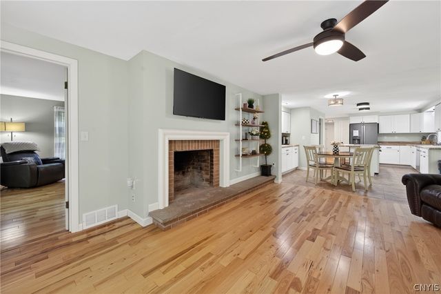 4866 Briarwood Lane, Manlius, NY 13104