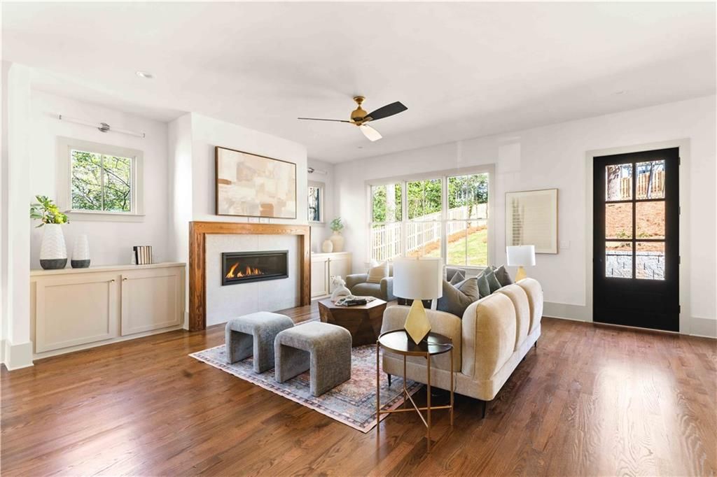 Image 18 of property listing at 339 Glendale Avenue, Decatur, GA 30030