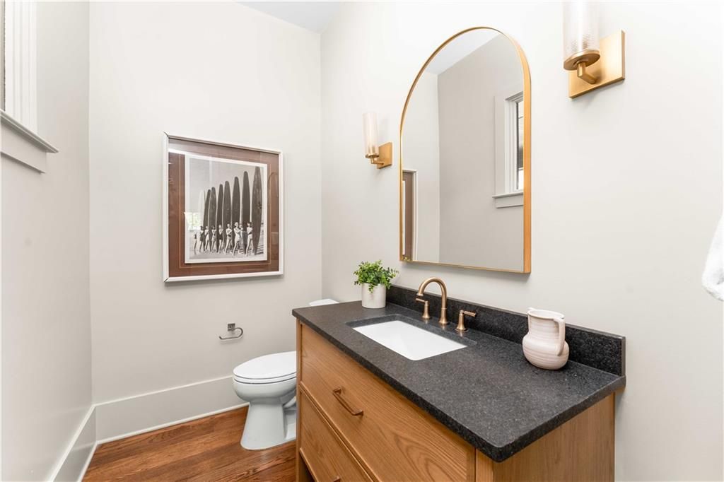 Image 28 of property listing at 339 Glendale Avenue, Decatur, GA 30030