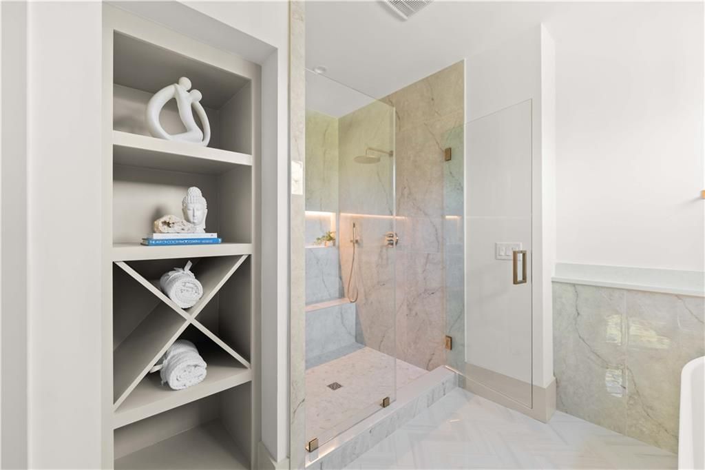 Image 45 of property listing at 339 Glendale Avenue, Decatur, GA 30030