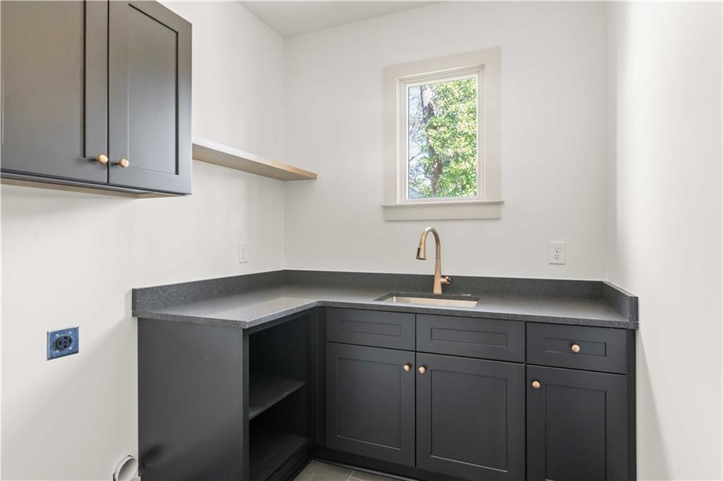 Image 57 of property listing at 339 Glendale Avenue, Decatur, GA 30030