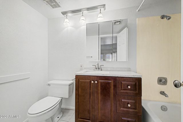 709 S POWER Road 108, Mesa, AZ 85206