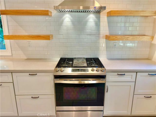 7063 Middlesbury Ridge Circle, West Hills, CA 91307