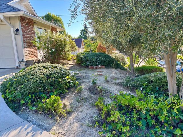 7063 Middlesbury Ridge Circle, West Hills, CA 91307