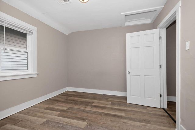 134 E Concordia AVENUE, Milwaukee, WI 53212