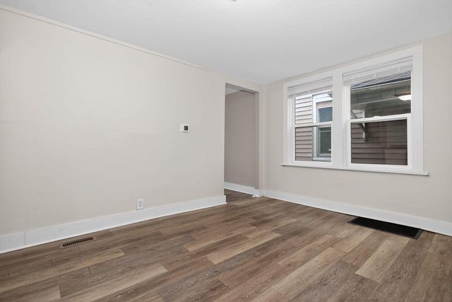 134 E Concordia AVENUE, Milwaukee, WI 53212