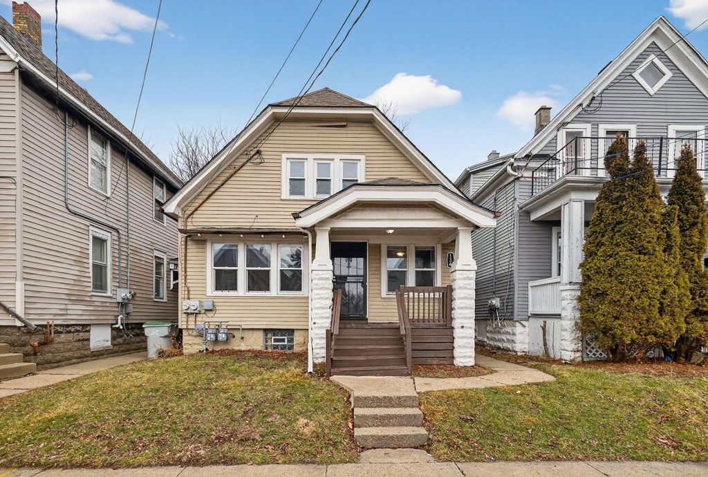 134 E Concordia AVENUE, Milwaukee, WI 53212