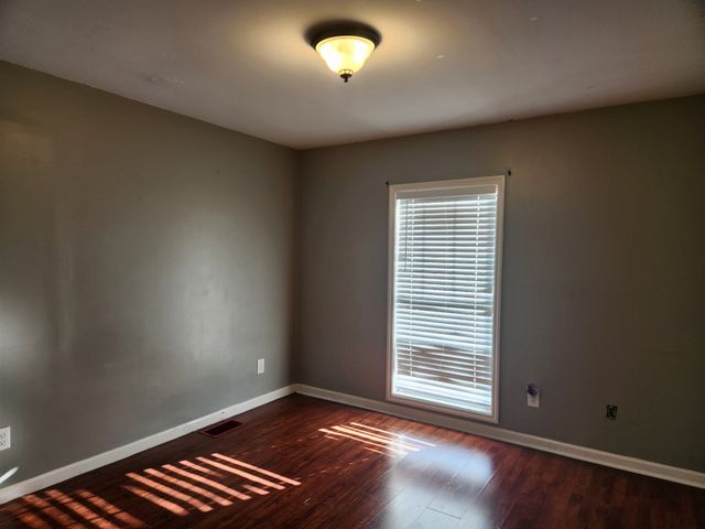 434 Meadowview Dr, Christiana, TN 37037