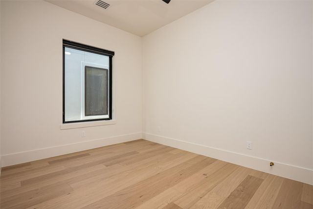 639 Rolling Oaks, Stafford, TX 77477