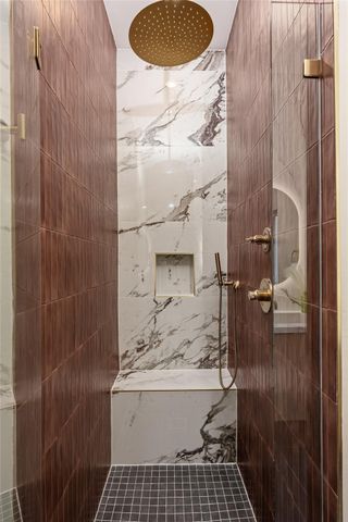 639 Rolling Oaks, Stafford, TX 77477