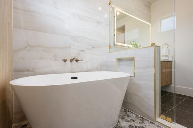 639 Rolling Oaks, Stafford, TX 77477