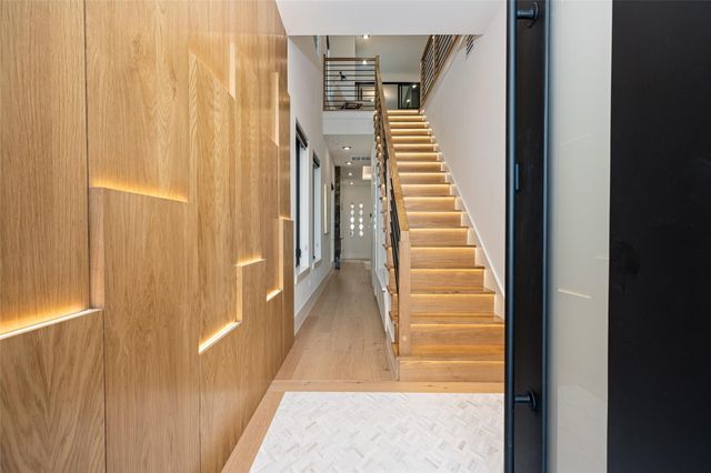 639 Rolling Oaks, Stafford, TX 77477