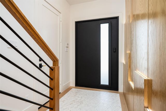 639 Rolling Oaks, Stafford, TX 77477