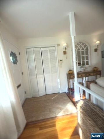 75 Delmar Avenue, Glen Rock, NJ 07452