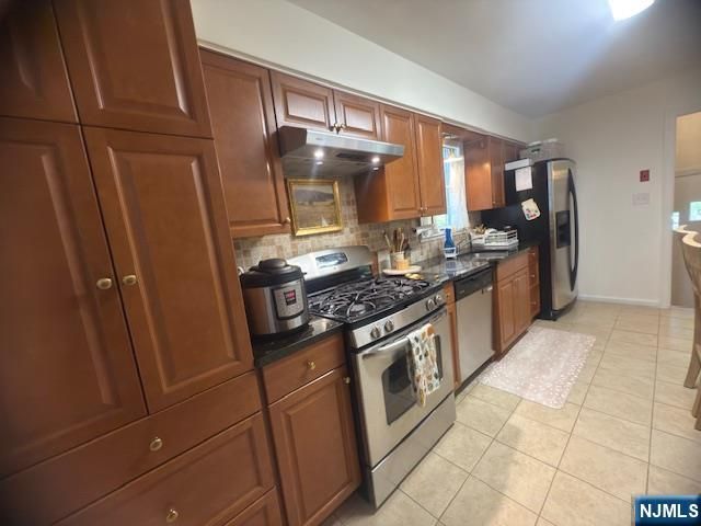 75 Delmar Avenue, Glen Rock, NJ 07452