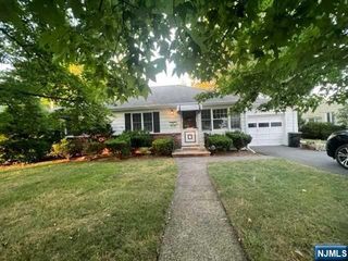 75 Delmar Avenue, Glen Rock, NJ 07452