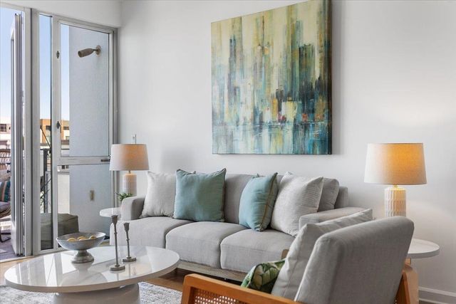 200 2nd St 503, Oakland, CA 94607