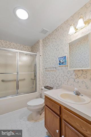 401 LILY CT SEC 1 CT, Whiting, NJ 08759
