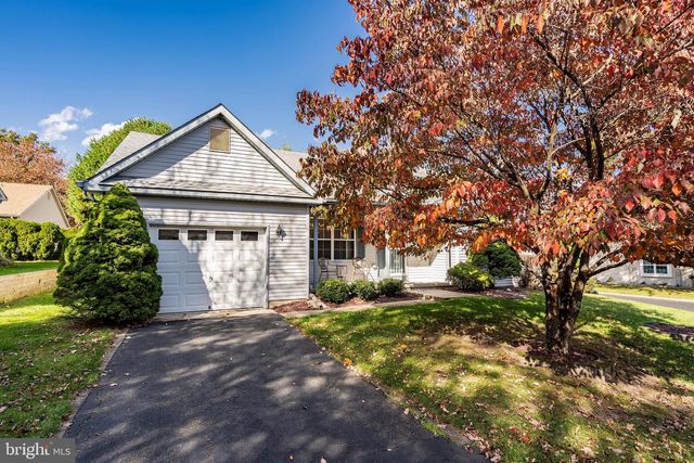 401 LILY CT SEC 1 CT, Whiting, NJ 08759
