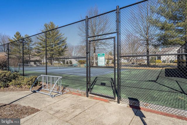 401 LILY CT SEC 1 CT, Whiting, NJ 08759