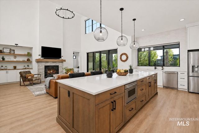 6509 Big Wood Way, Star, ID 83669
