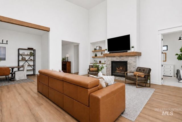 6509 Big Wood Way, Star, ID 83669