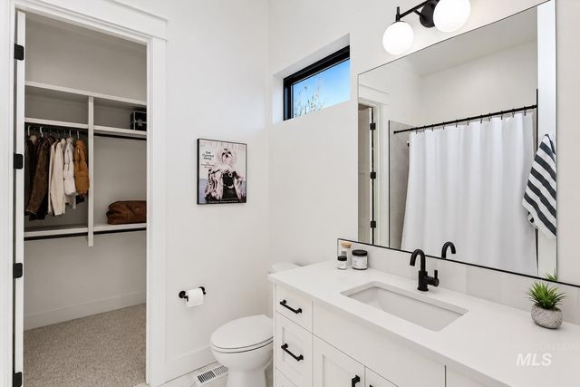 6509 Big Wood Way, Star, ID 83669
