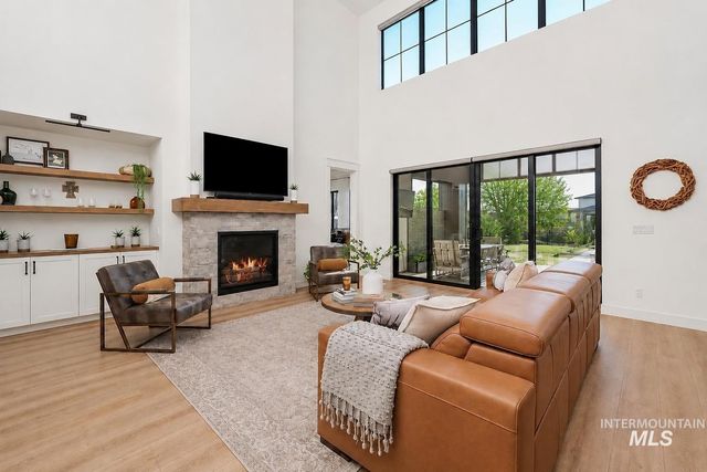 6509 Big Wood Way, Star, ID 83669
