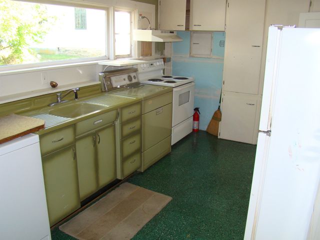 1441 East Main Street, Poultney, VT 05764