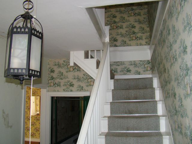 1441 East Main Street, Poultney, VT 05764