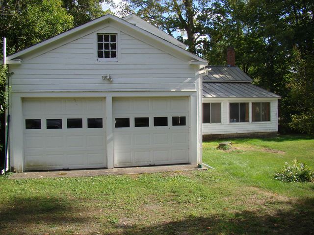 1441 East Main Street, Poultney, VT 05764